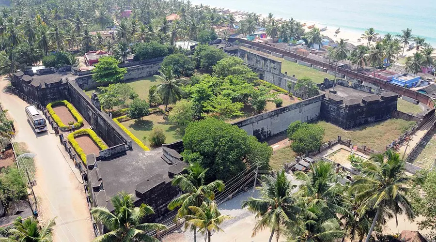 Anchuthengu Fort